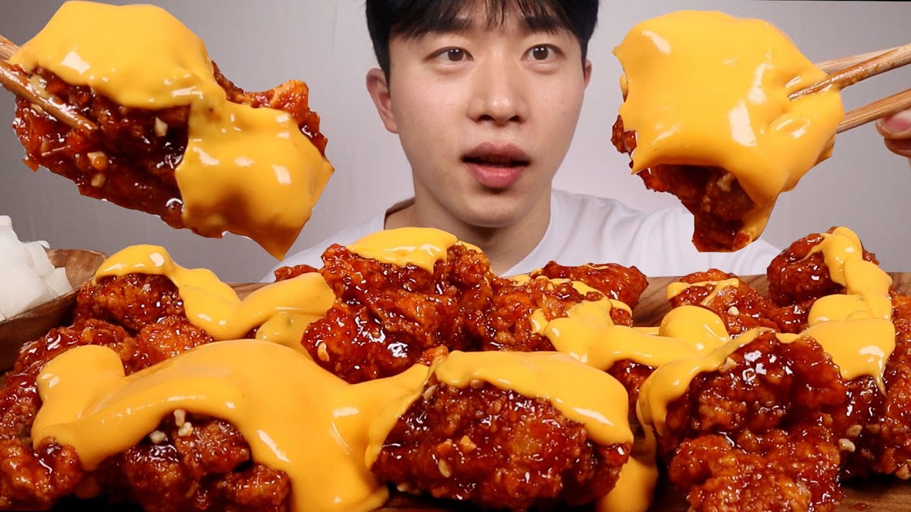 양념치킨에 프리토스 소스 먹방 !
